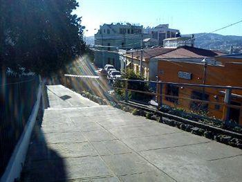 Gagliardo House Bed & Breakfast 2*